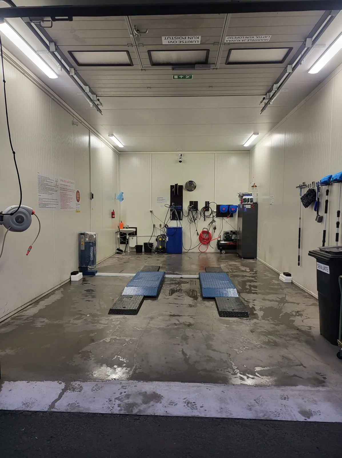Tee Se Itse -halli Jyväskylä, Sysmäläntie 2, halli B 15 kuva 1