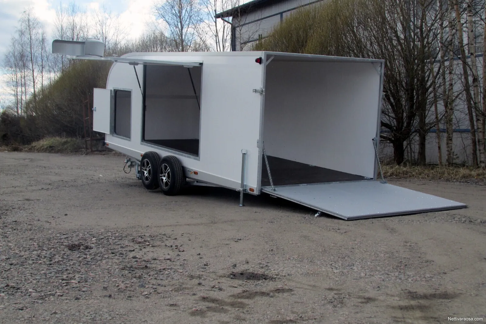 Autotraileri 2700 kg – EuroWagon kuva 1
