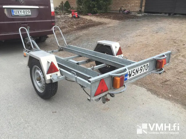 Moottoripyörätraileri kuva 2