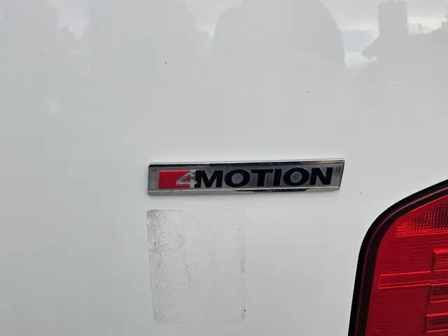 Minibussi VW Caravelle 1+8 – 4 motion Aut. vm. 2020 tai vastaava kuva 2