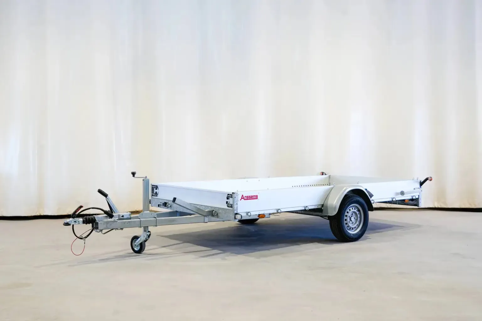 Autotraileri kantavuus 850 kg – ANSSEMS AMT 1200 kg kuva 1